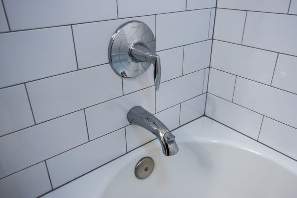 Tub Spout Replacement in Anderson